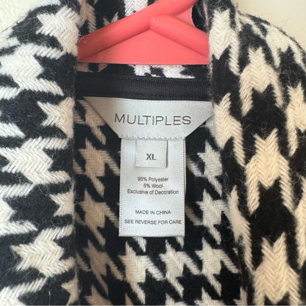 Multiples Black White Houndstooth Open Front Vest… - image 6